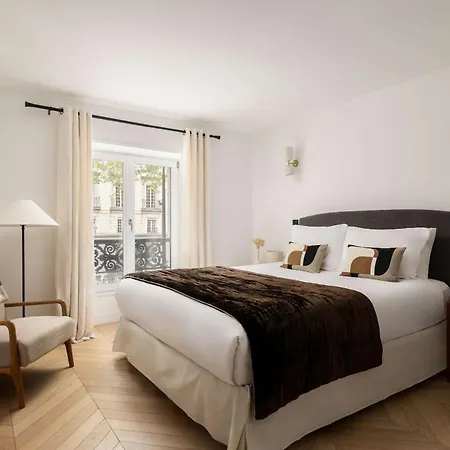 Brand New 3 Bedrooms Facing Madeleine St Honoré *