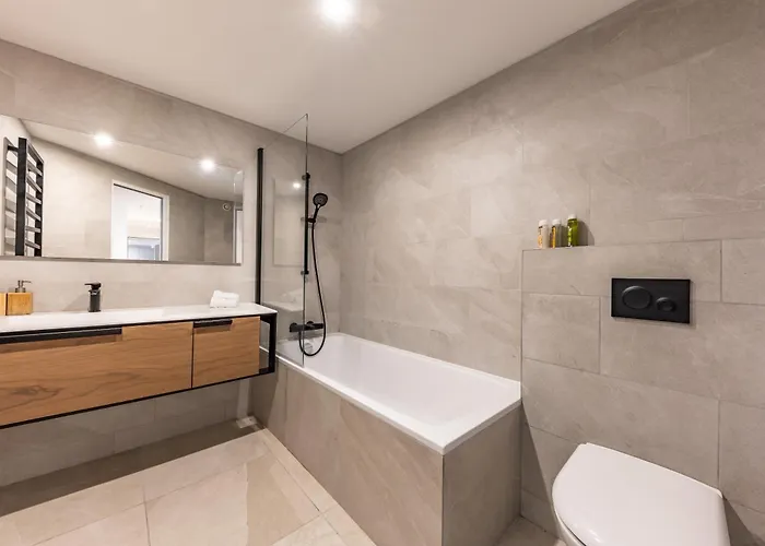 Brand New 3 Bedrooms Facing Madeleine St Honore