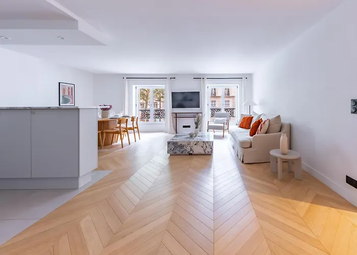 Brand New 3 Bedrooms Facing Madeleine St Honore