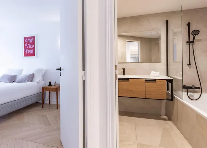 Apartamento Brand New 3 Bedrooms Facing Madeleine St Honore Paris
